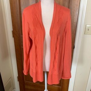CROFT & BARROW peachy/orange cardigan. (XL)
